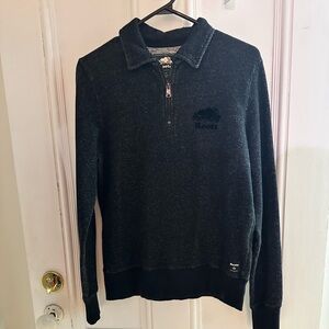 Roots sweater 1/2 zip Size S